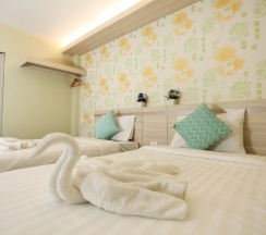 Двухместный номер Standard с балконом 2 отдельные кровати в Klang Muang at Nongkhai Hotel
