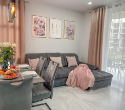 2-комнатные апартаменты люкс в Sun City Apartments 16 (Сан Сити Апартментс 16) на улице Ольховая 19 корпус 8