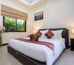 Вилла-люкс с собственным бассейном с 6 комнатами в Boutique Resort Private Pool Villa