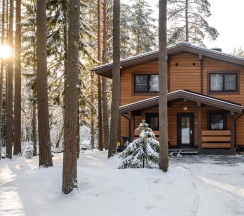 НОВЫЙ коттедж «У реки» в ОхтаПарк