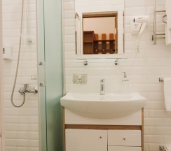 (одноместный / двухместный однокомнатный)DBL в Октябрьская