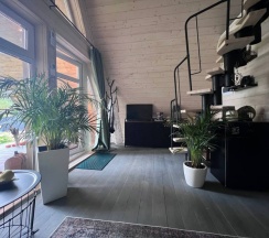 Двухместные апартаменты Deluxe с видом на реку двуспальная кровать в Fraubu.camp