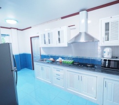 Вилла с 4 комнатами в Kamalar Palace Longstay house