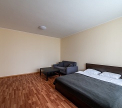 Стандартная квартира ул. 8 Марта 190 с духовкой в Rooms-Eкб