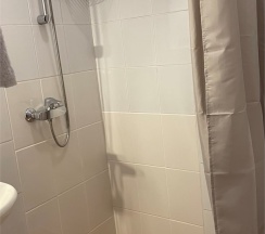Базовый двухместный с одной большой кроватью в Comfort Hotel