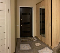 Четырёхместные апартаменты с красивым видом из окна в Дюна-центр