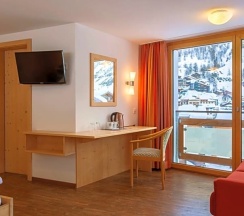 Номер Deluxe с видом на горы в Hotel Capricorn