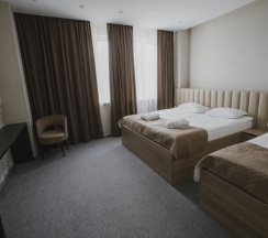 Семейный стандарт (1 двухспальная+1 односпальная кровать) в Sleepers hotel avia dme