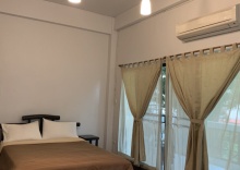 Четырёхместный номер семейный с кондиционером в Lamphu House Bangkok