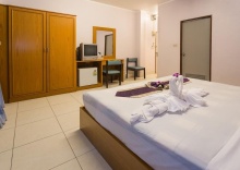 Номер Standard в Room in Guest Room - Guesthouse Belvedere - Cozy Beautiful Double Room Near Patong Beach