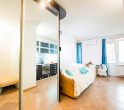 Апартаменты студия в Favourite Home (Фэйворит Хоум) на улице Симбирцева 40Б