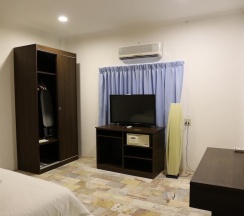 Двухместный номер Standard двуспальная кровать в VJ Villa & Container Stay