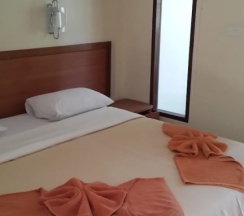 Номер Superior с балконом в Rattana Guesthouse & Bungalow