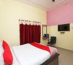 Двухместный номер Standard двуспальная кровать в OYO 17171 Sandhya Guest House