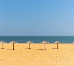 Первая береговая линия в Venerdi Villas