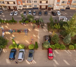 Двухместные апартаменты c 1 комнатой с балконом и с красивым видом из окна (двуспальная кровать) в Квартира Добрый Сутки на Тухачевского