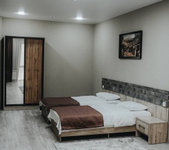 Люкс 2-х комнатный в Ахтынские бани №1