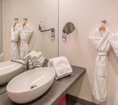 Junior Suite Deluxe (Полулюкс Делюкс) в Mamaison All-Suites SPA Hotel Pokrovka Moscow