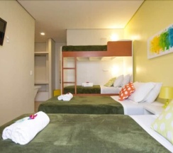 Четырёхместный люкс в Brazilodge All Suites Hostel