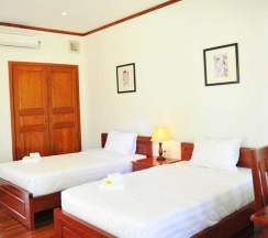 Четырёхместный семейный номер Standard с видом на сад в Santa Garden Resort