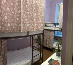 Кровать в общем номере в Комфорт+