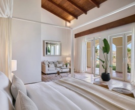 Бунгало семейное Marin Bay с частичным видом на море в Grecotel Marine Palace & Aqua Park