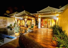 Вилла с 3 комнатами beachfront в Thai Island Dream Estate