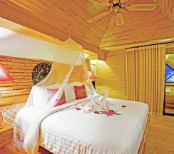 Вилла c 1 комнатой с балконом и рядом с пляжем в Sunset Park Resort and Spa