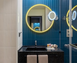 Номер стандарт с 2 односпальными кроватями и диваном в Hyatt Place Ekaterinburg