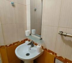 Двухместный номер Standard с балконом и с красивым видом из окна двуспальная кровать в Тихий домик