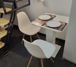 Трехместный номер Лофт с двуспальной и раскладным креслом/кроватью в Лофт отель на Крымской