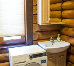 Коттедж с балконом в Подстепки house
