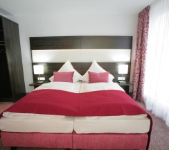 Полулюкс с балконом в Hotel Demas City