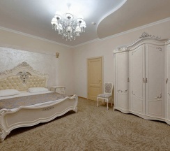 люкс двухкомнатный в Versalles