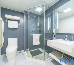 Двухместный номер Superior (2 отдельные кровати) в Hanting Hotel Shanghai Huanqiugang