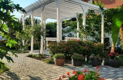 ст-ца Благовещенская: Гостевой дом Белая Дача