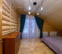 Трехкомнатный номер в деревянном корпусе Изба в BKC-кантри