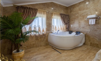 Номер люкс в RAЙ-SPA
