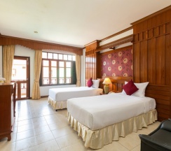 Двухместный номер Deluxe с видом на бассейн 2 отдельные кровати в Tony Resort