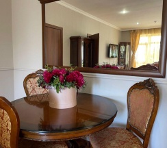 Комната люкс улучшенная в Ибра