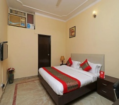 Двухместный номер Standard двуспальная кровать в OYO 10583 Hotel Amigo