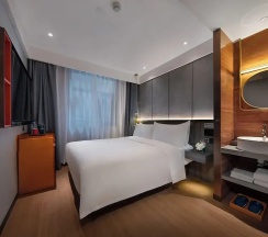 Двухместный номер Comfort (двуспальная кровать) в Jinglai Hotel Jing'an District Store