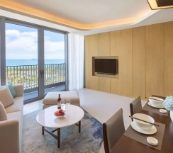 Номер Standard с 2 комнатами с видом на океан в Oakwood Apartments Sanya