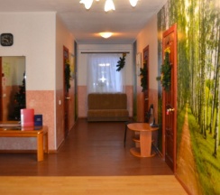 Трехместный номер эконом-класса с общей ванной комнатой в Русская усадьба