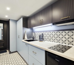 Двухуровневые апартаменты с диваном (с кроватью и диваном) в Art home 1/56