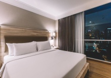 Двухместный люкс двуспальная кровать в Adelphi Suites Bangkok