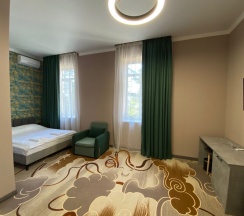 Полулюкс с 2 доп. местами в Волга