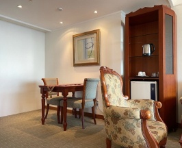 Люкс с балконом в Hotel Maremons
