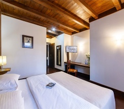 Стандартный двухместный DBL (с двуспальной кроватью) в Гладенькая