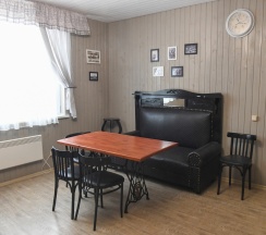 Четырехместный  семейный номер в У пруда